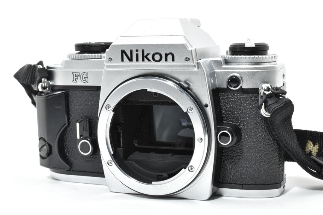 新品級 ニコン FG シルバー フィルム モルト新品交換済 箱 説明付 H003