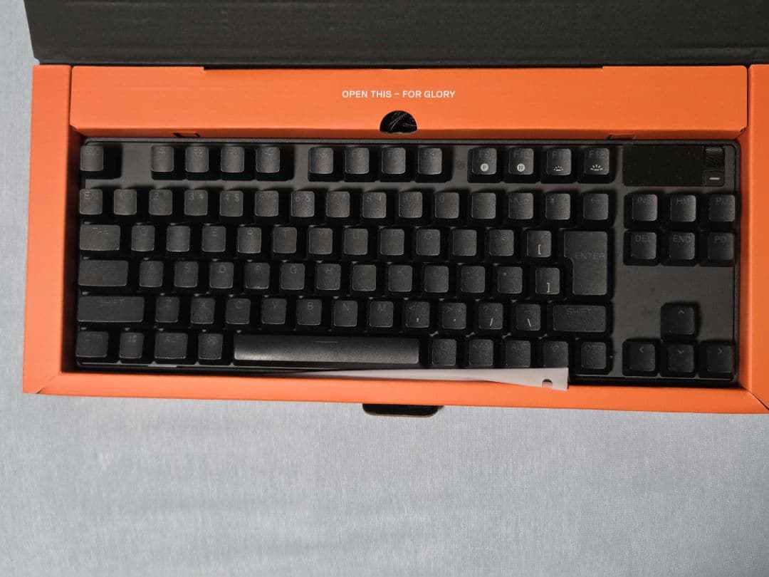 Apex Pro TKL テンキーレスゲーミングキーボード