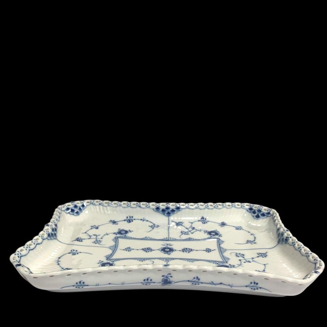 ロイヤルコペンハーゲン ブルーフルーテッド フルレース スクエアプレート