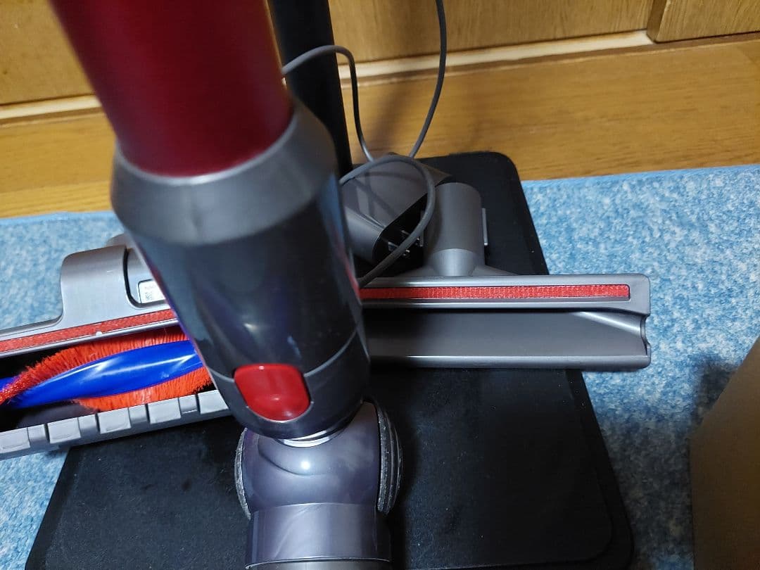 【お得セット】ダイソン掃除機sv12 V10セット売りDyson