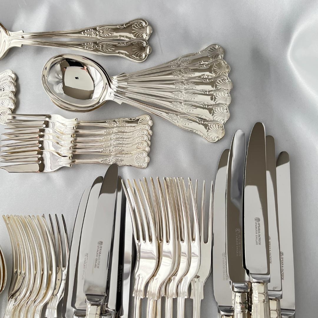 【SPEAR & JACKSON】キングスパターンのディナーフルセット 68本