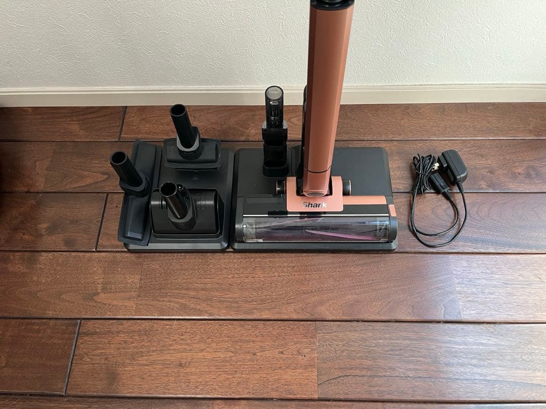 シャーク　スティッククリーナー　CS851JCP コッパー　状態良し