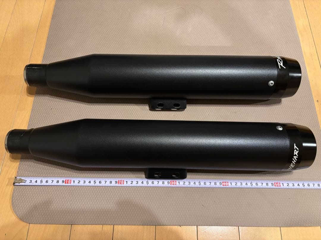 ラインハート 3.5インチ　スリップオンマフラー ブラック　M8 ソフテイル