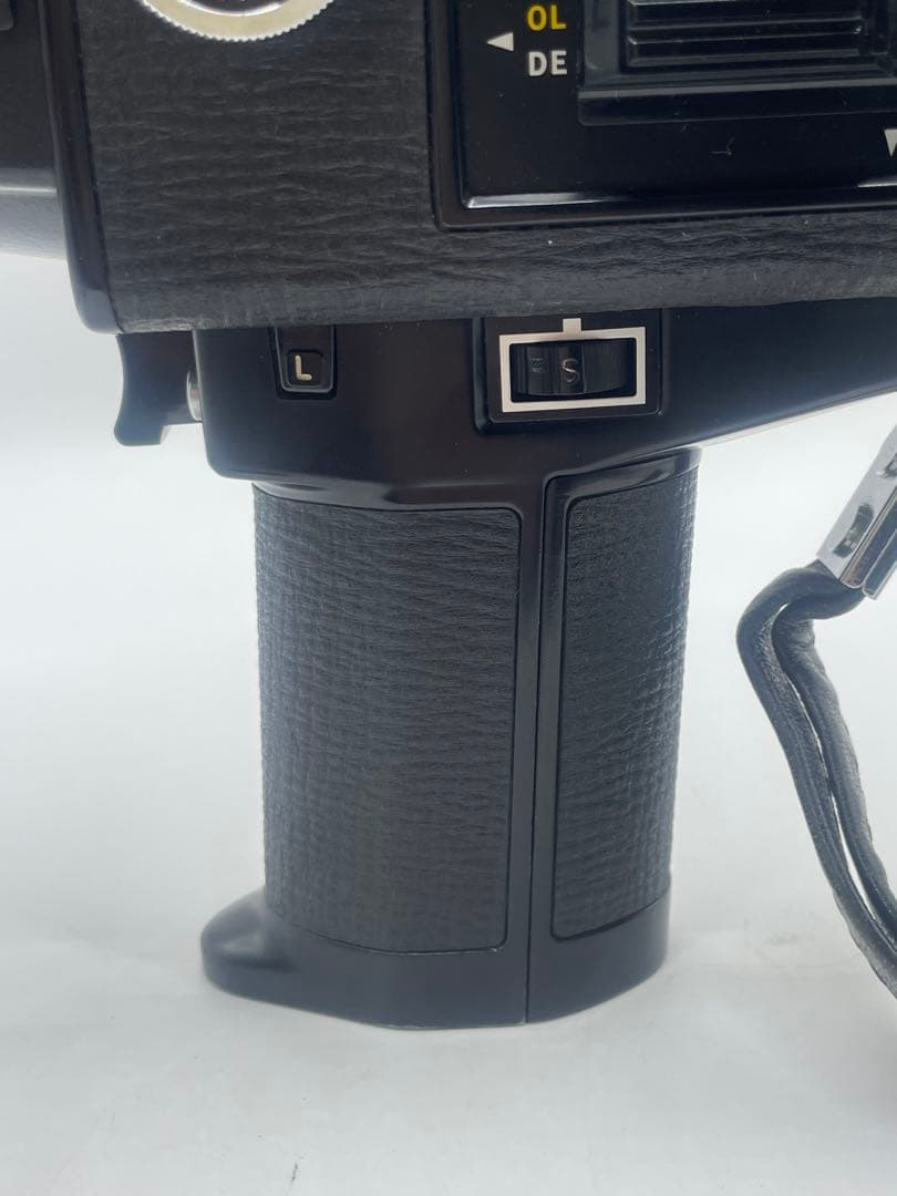 B　Nikon R10 Super ビデオカメラ本体 ケースとフィルム付