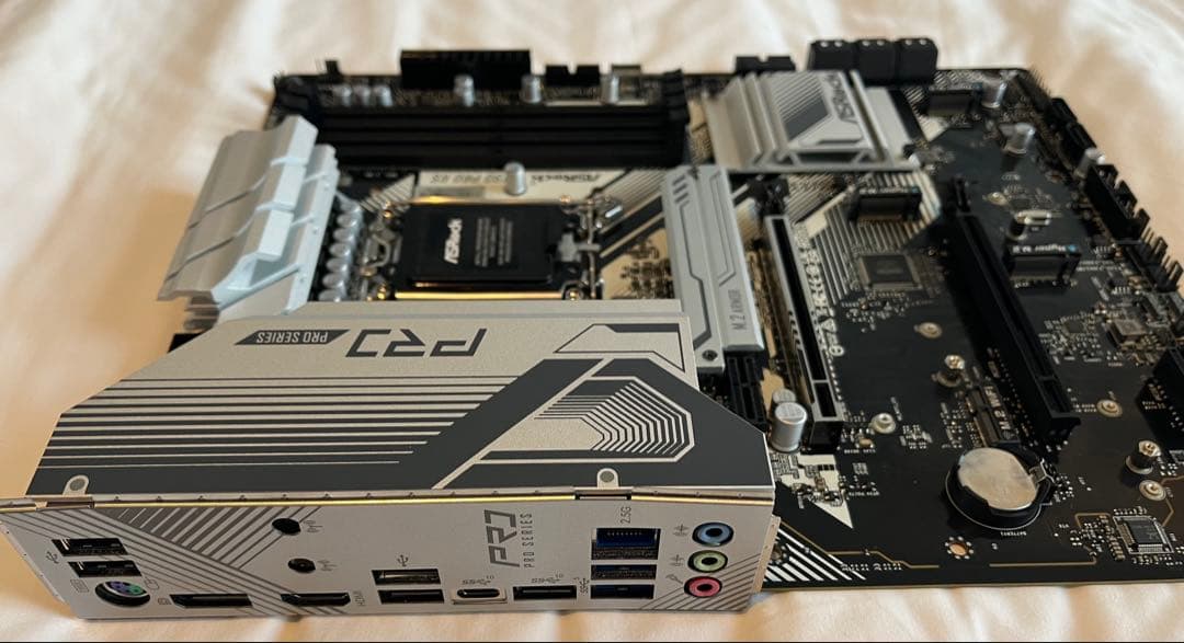 【動作確認済USED】ASRock Z790 PRO RS マザーボード