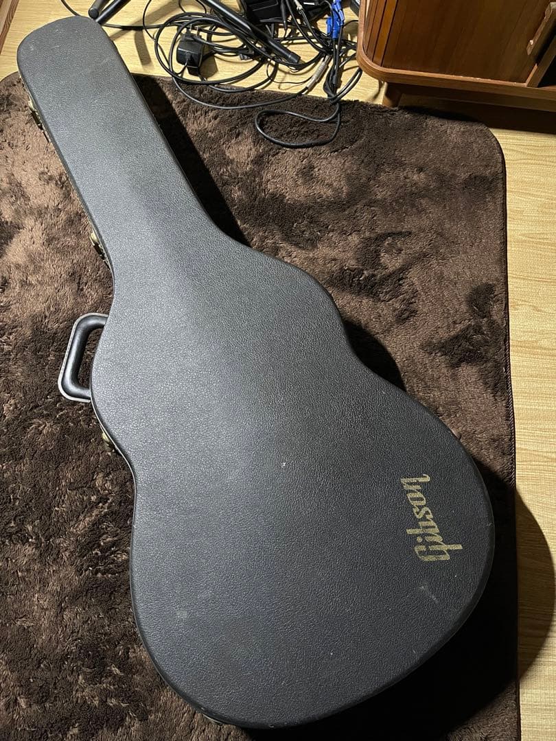 GIBSON DOVE 70年代初期製のヴィンテージ