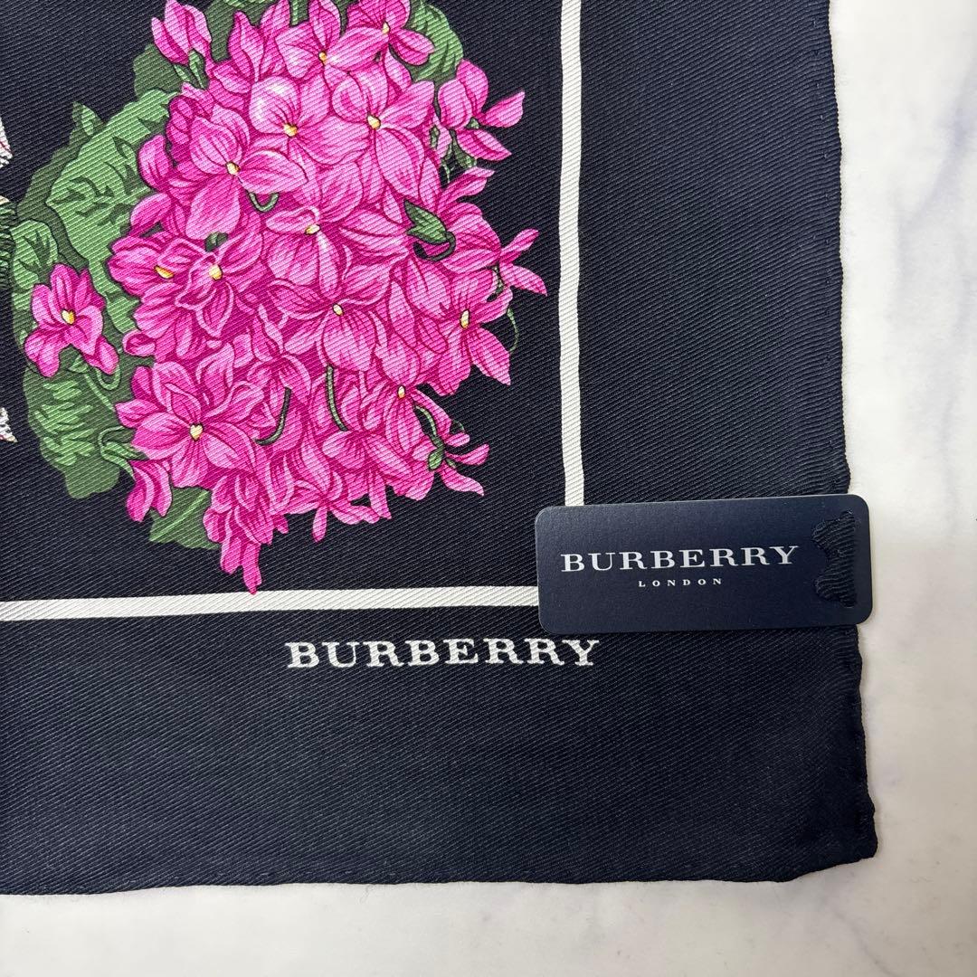 0527 バーバリー　大判ハンカチ　扇子　希少　レア　未使用　タグ付き.