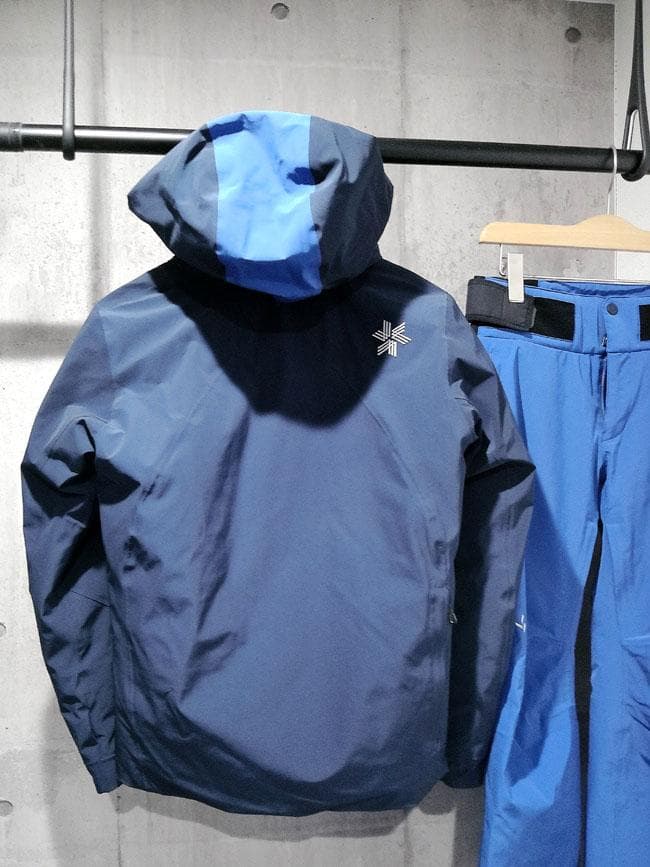 りんご様GOLDWIN G-Bliss 4wayストレッチ スキージャケットのみ