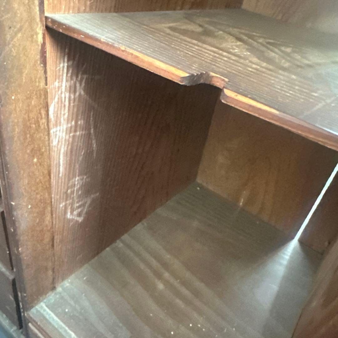 お値下げ❣️木製棚タンス、本棚　STOP SMOGステッカー