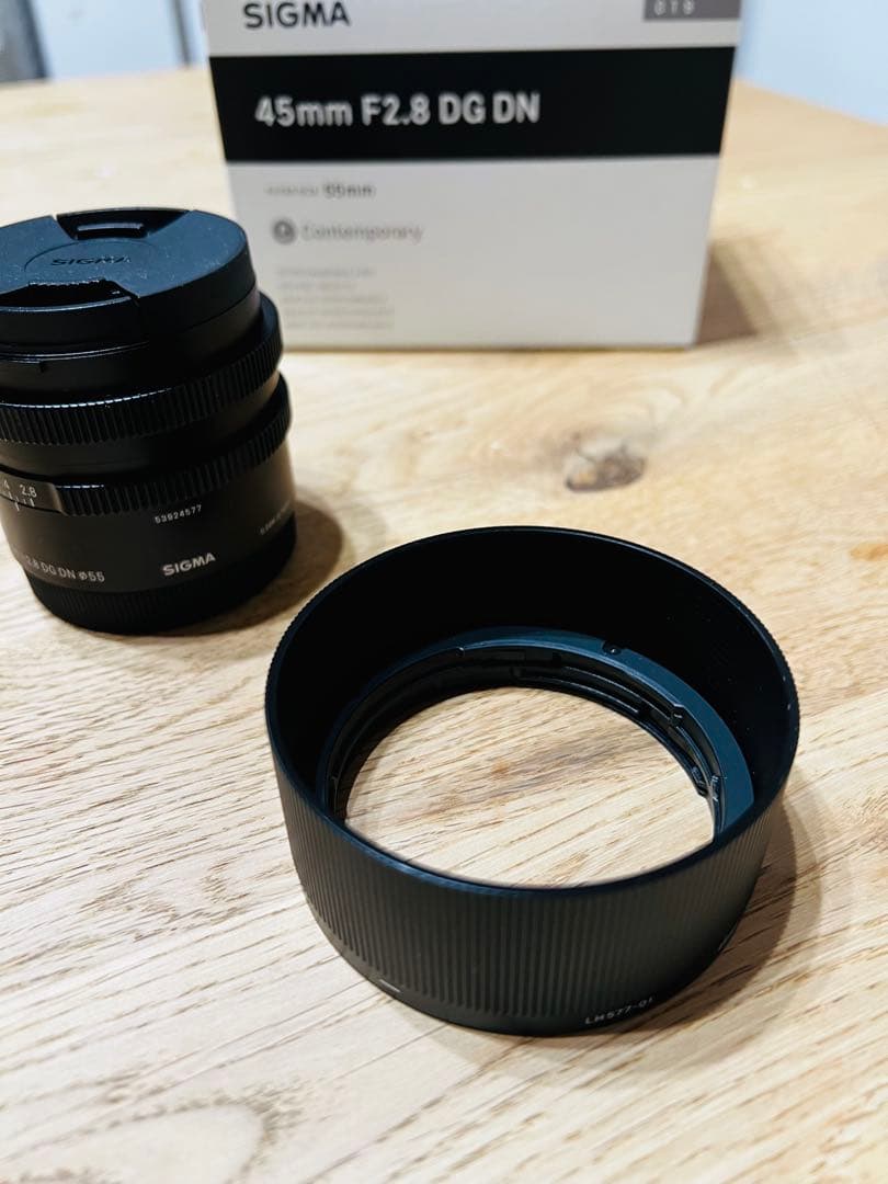 セール中　SIGMA 45mm F2.8 DG DN