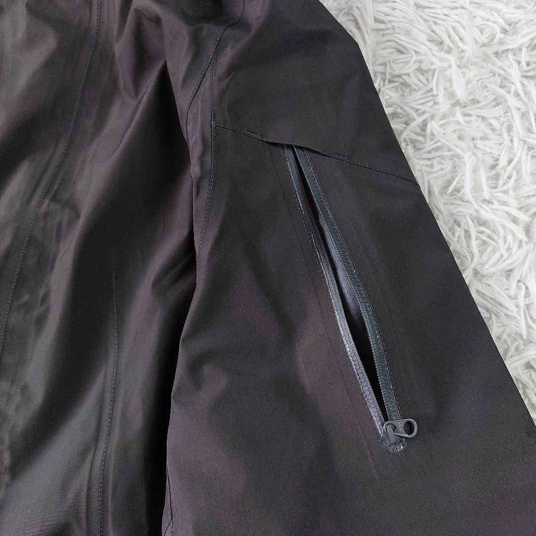 美品 tilak Poutrnik ワンポイント ロゴ ステンカラーレインコート