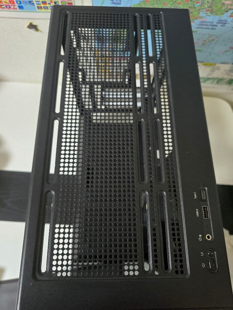 Zalman P10 matxPCケース+8.8inchモニター付(別途購入品)