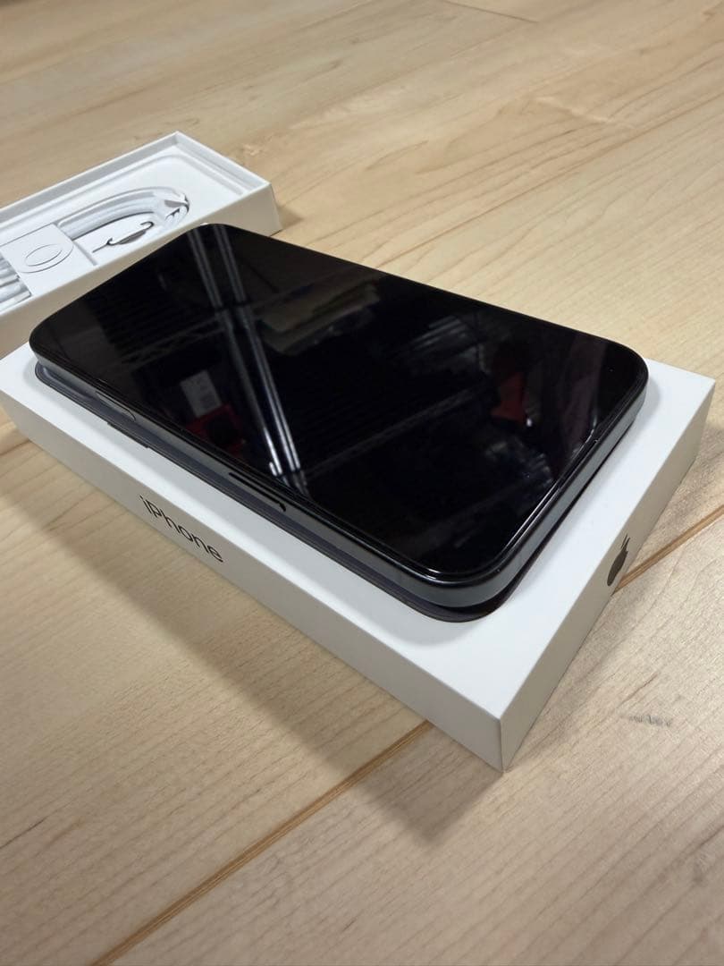 【美品】バッテリー100% iPhone16 Plus 256GB SIMフリー