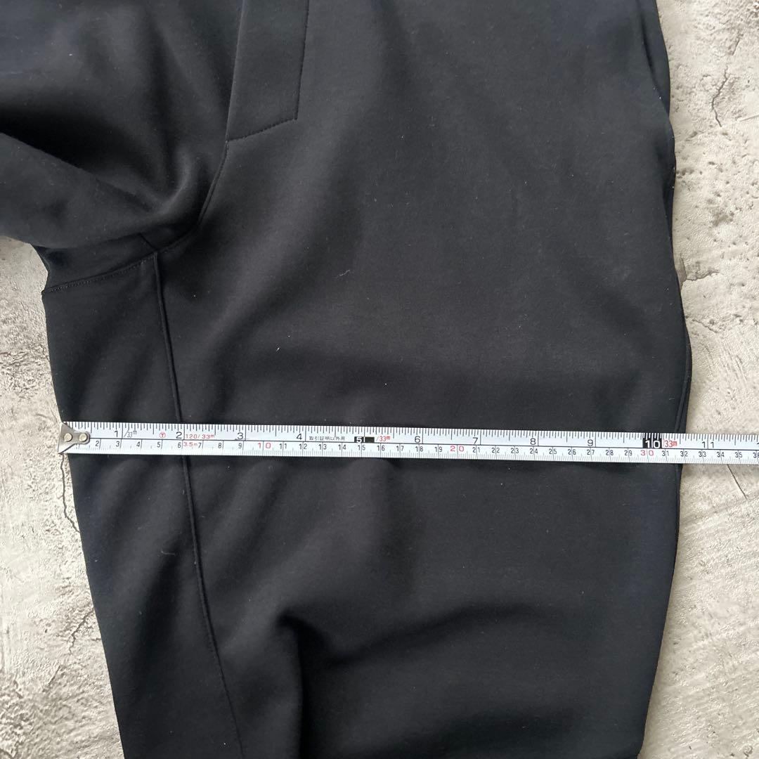 完売品 On Run On Clouds スウェットパンツ ブラック L