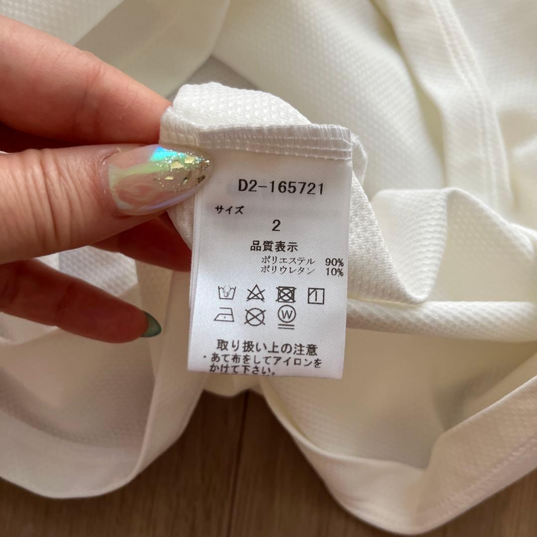 ホワイトノースリーブゴルフシャツ