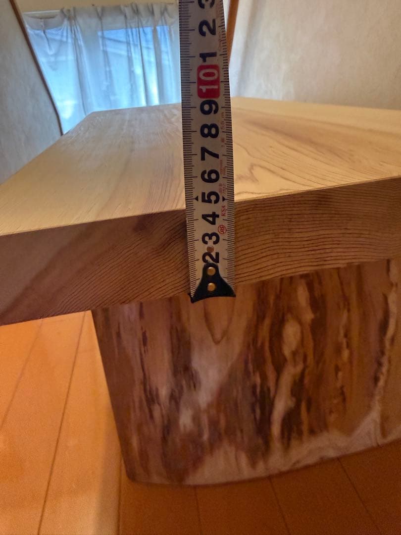 天然杉高級節なし中杢目テーブル　一枚板唯一無二‼️