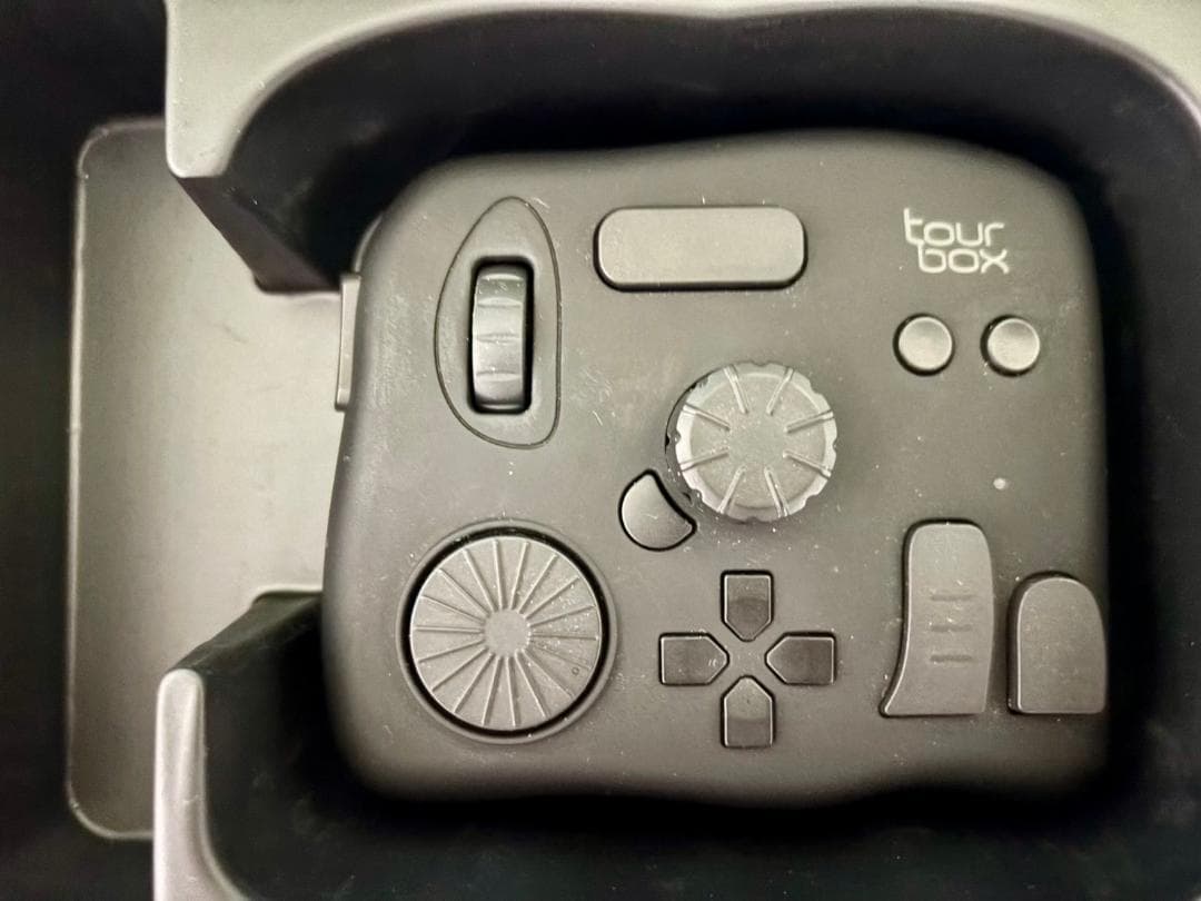 tour box NEO クリエイターコントローラー