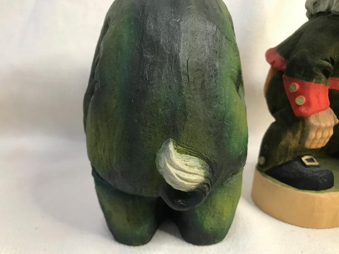 ノルウェー：Henning社 木彫りトロール人形3体セット