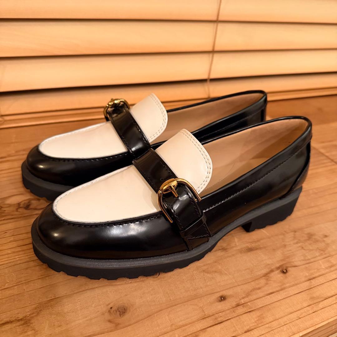 新品 羊革 COLE HAAN ギアナ バックル ローファー womens