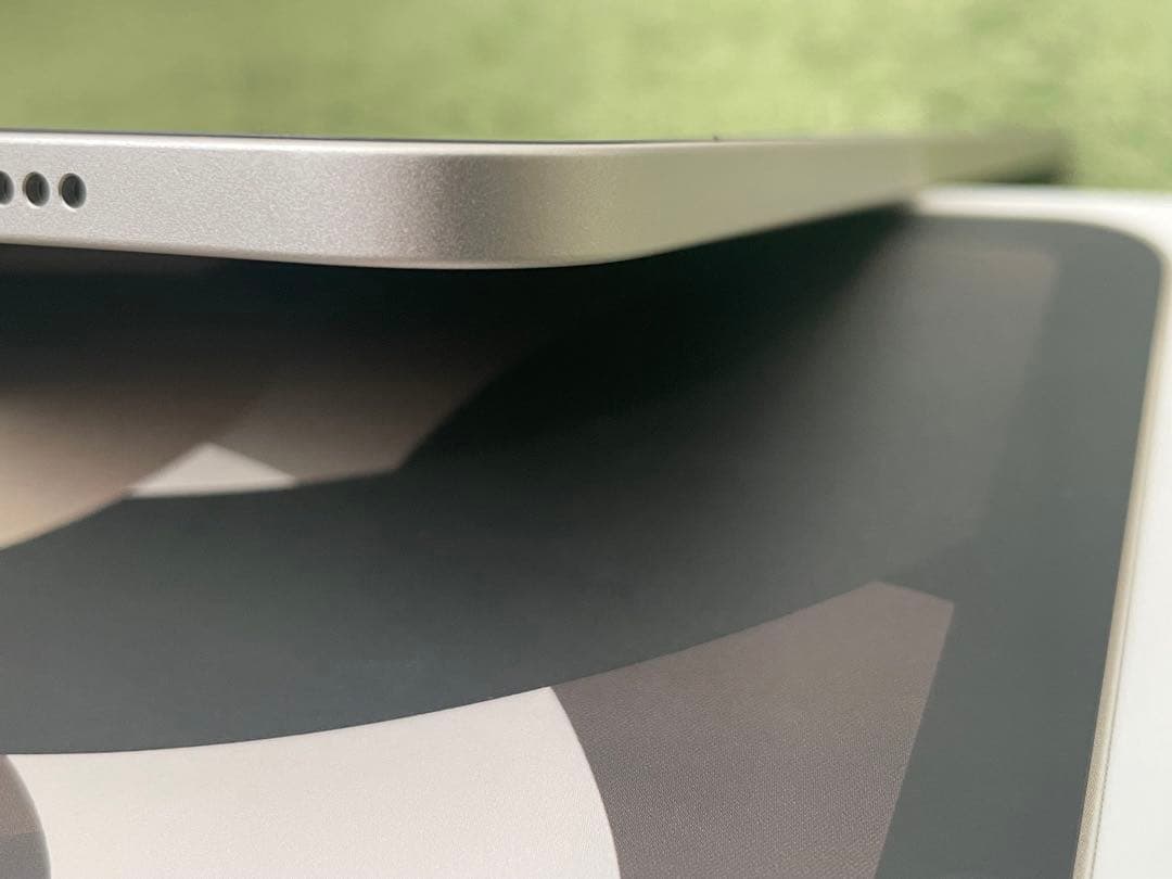 年始SALE！【４点セット美品】iPad Air第5世代64G バッテリー99%