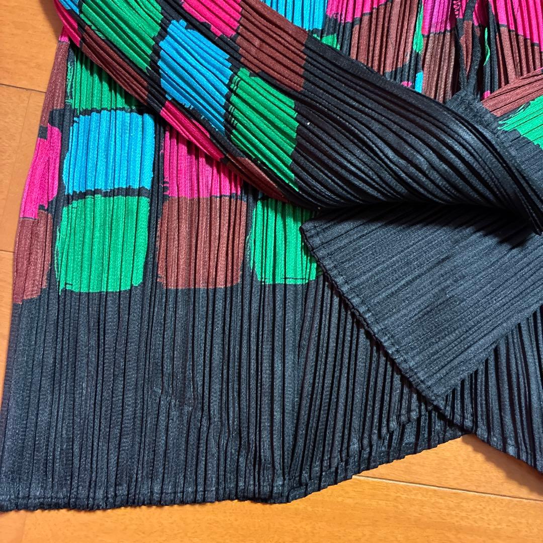 イッセイミヤケ　未使用品　カーディガン