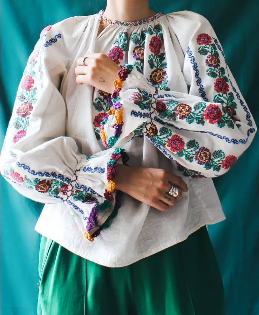 vintage ルーマニア刺繍 ブラウス