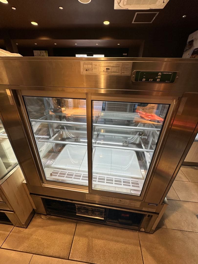 対面冷蔵ショーケース　ダイヤ冷ケース　AT-RⅢ DAIYACASE