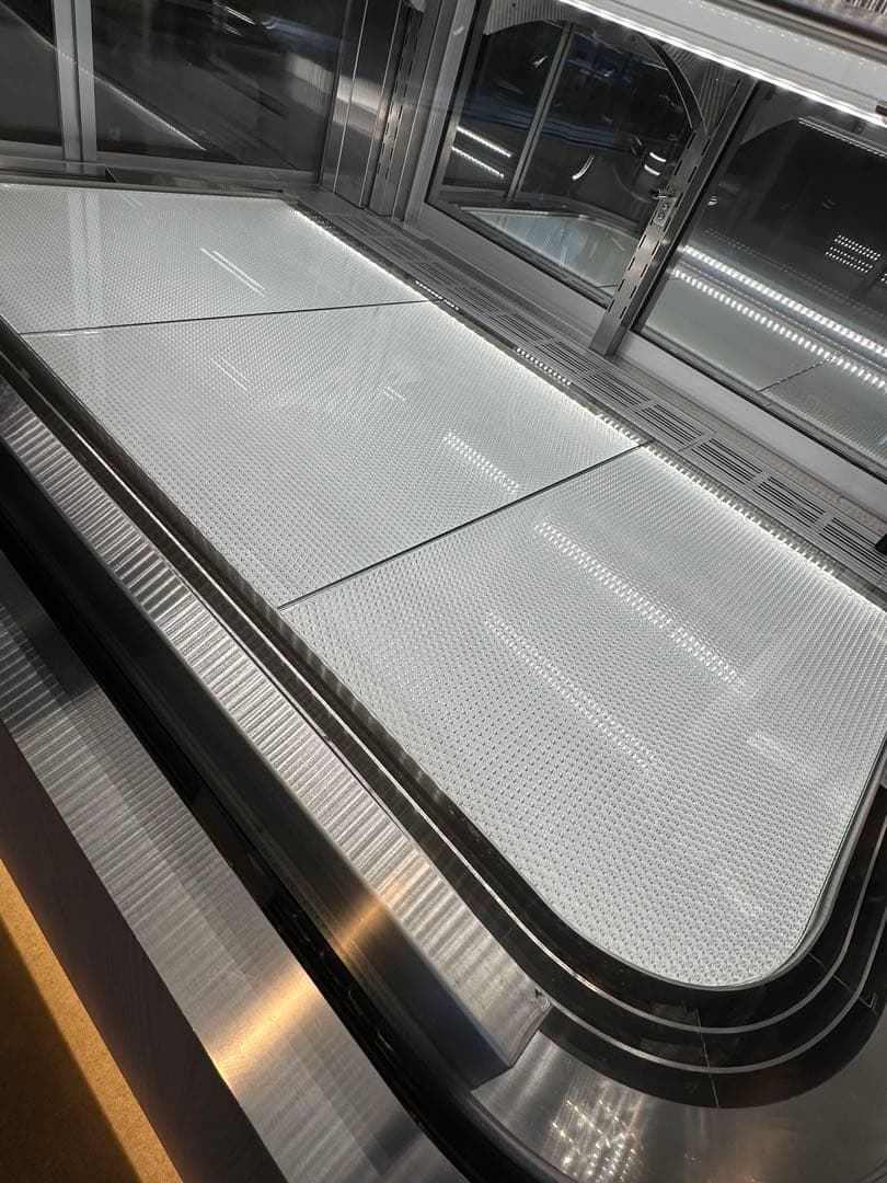 対面冷蔵ショーケース　ダイヤ冷ケース　AT-RⅢ DAIYACASE