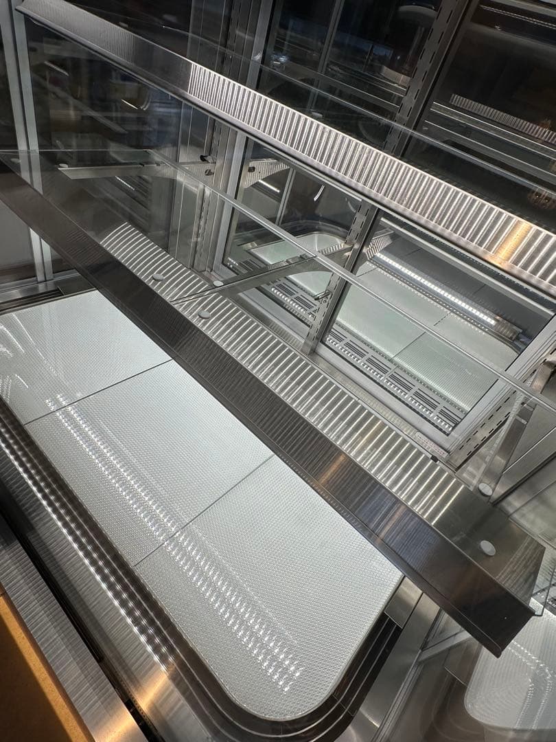 対面冷蔵ショーケース　ダイヤ冷ケース　AT-RⅢ DAIYACASE