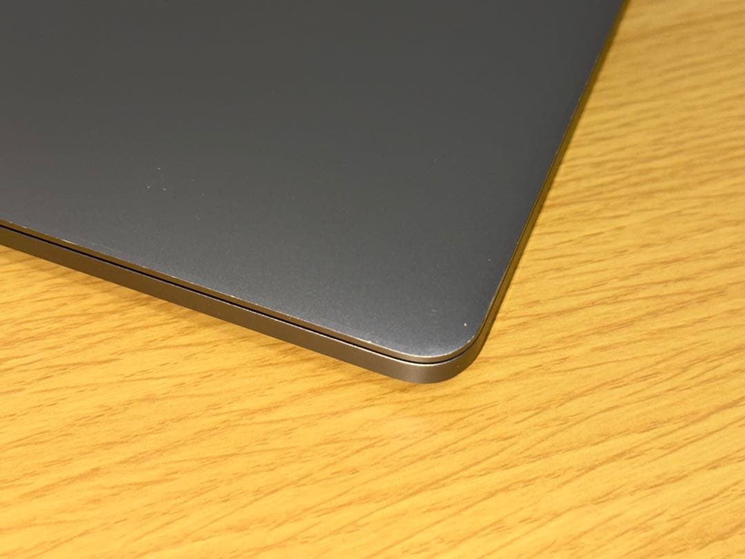 MacBook本体 Macbook pro 15inch 2017 A1707