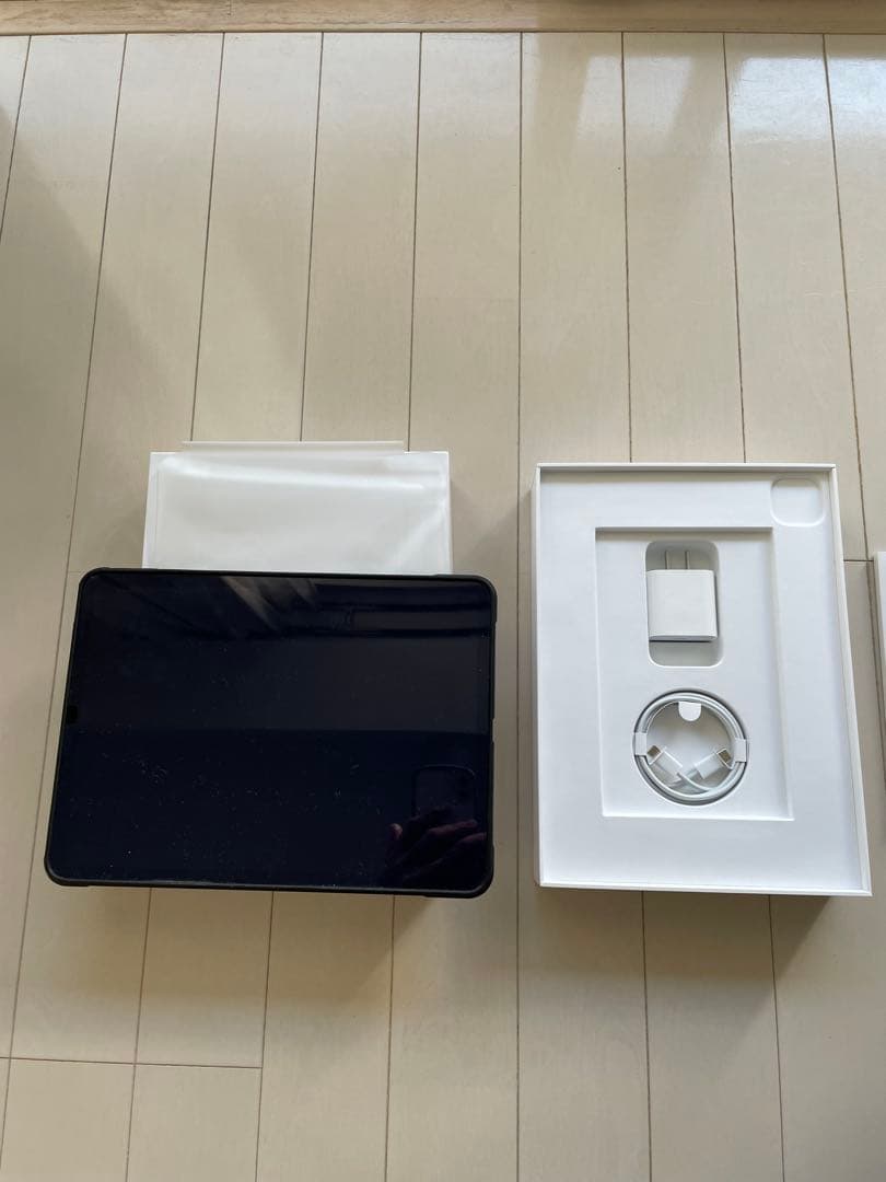 【美品】iPad Pro 11インチ 第2世代 128GB スペースグレイ