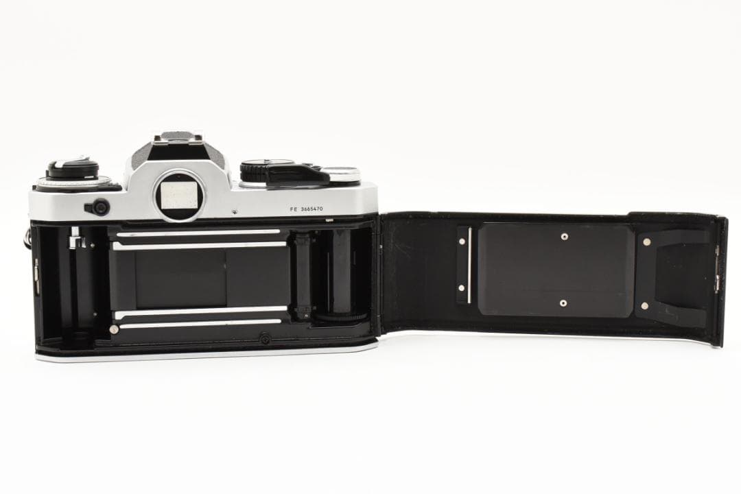 【完動品】Nikon FE Silver + Ai 50mm F/1.8