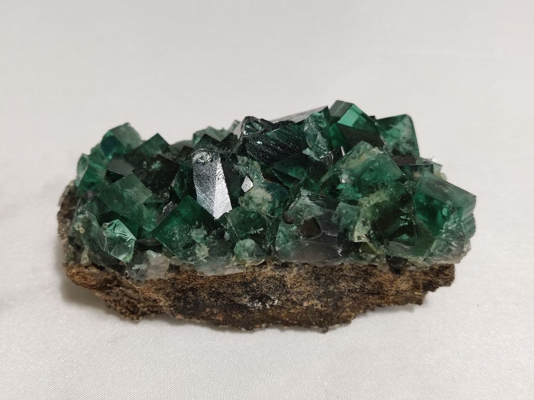 パワーストーン　天然石　原石　フローライト　241g　No.970