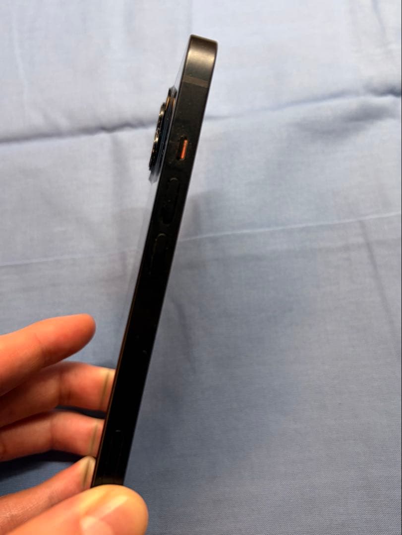 iPhone 13 128GB ミッドナイト 黒 残充電86%