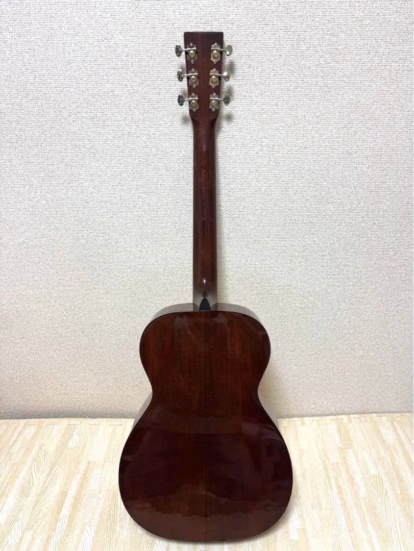 Martin O-18 2022年製