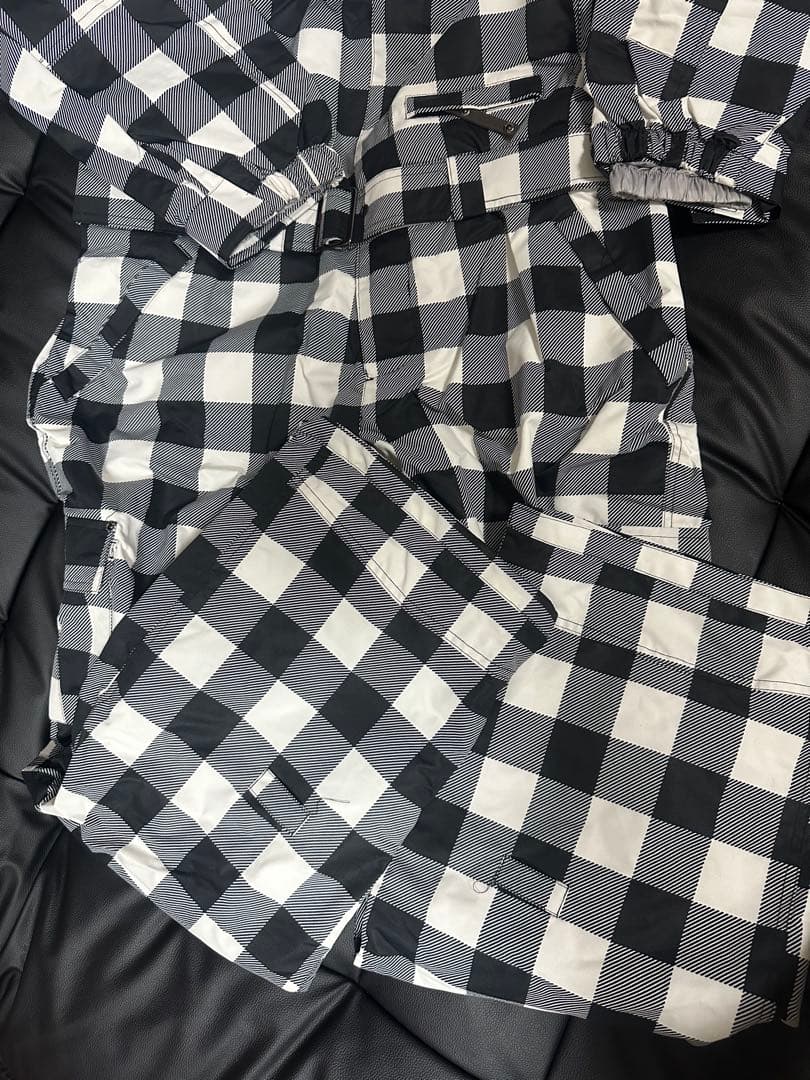 スノーボードウェア　新品タグ付　つなぎ