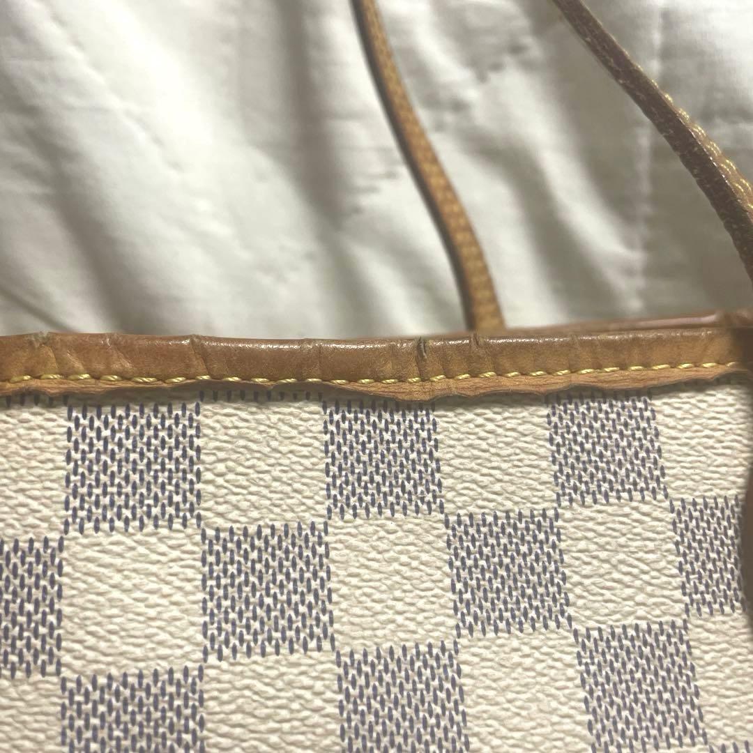 LOUIS VUITTON ネヴァーフル　白