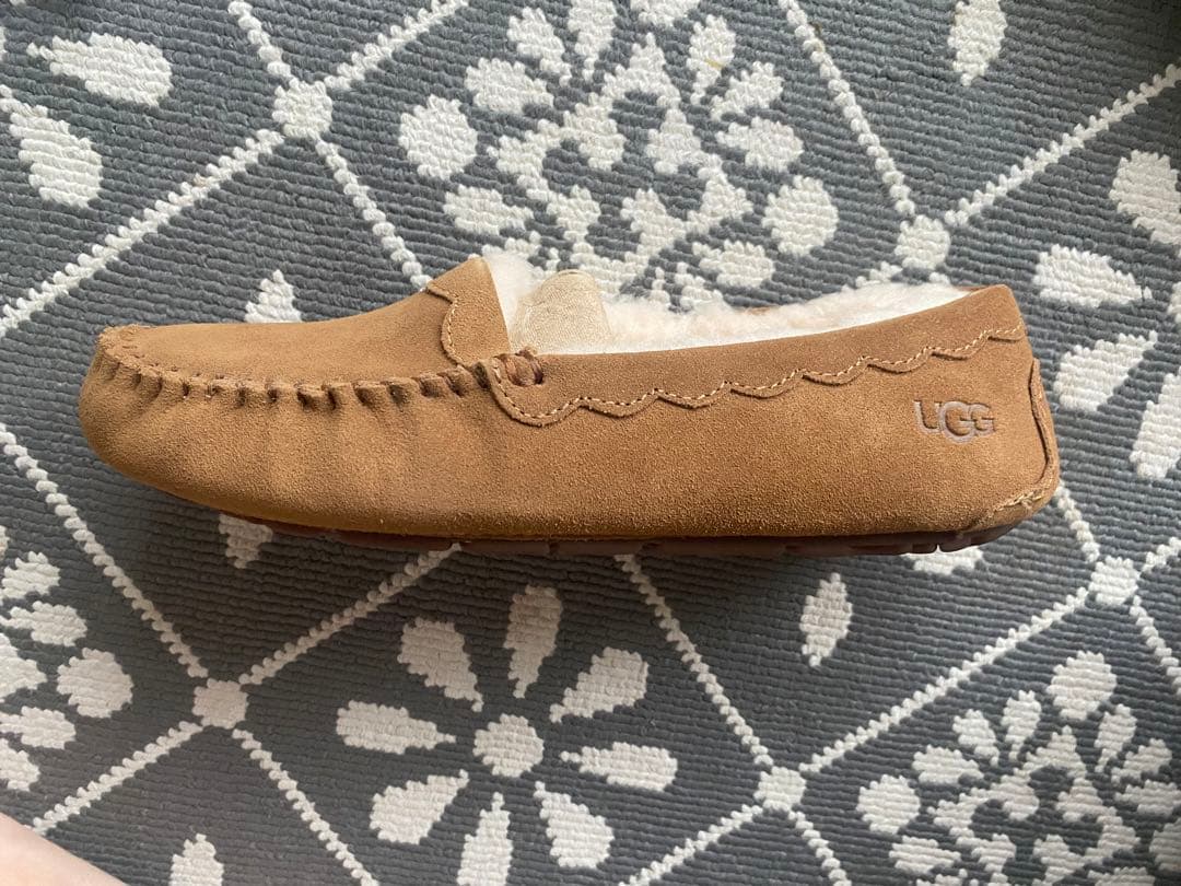 UGG モカシン　24㎝　新品未使用