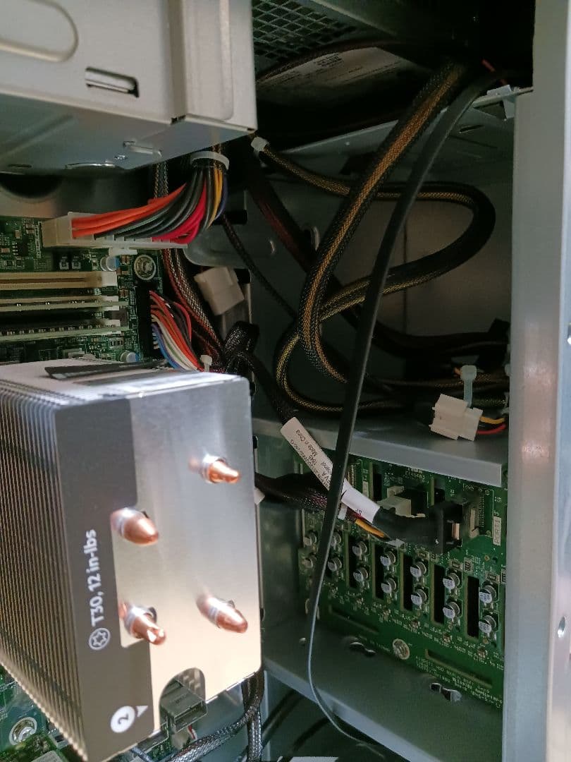 サーバー HPE ProLiant ML110Gen10 Xeon Silver4110