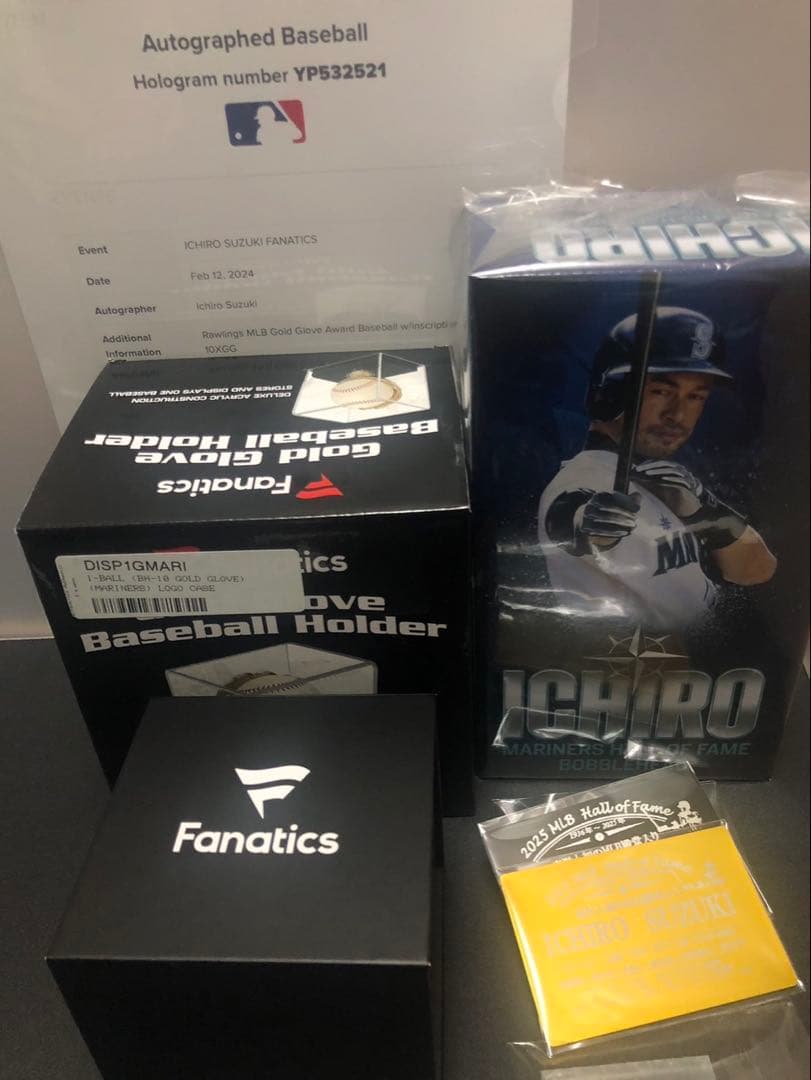 【イチロー 直筆サインボール】ボールケース、球団殿堂入り記念ボブルヘッド、セット