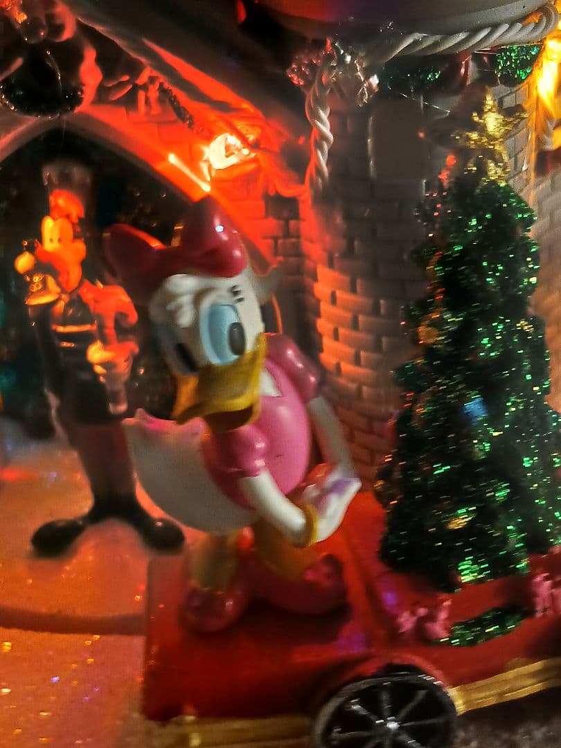 ディズニーセンターピースパレードシーンクリスマスオーメントコストコ