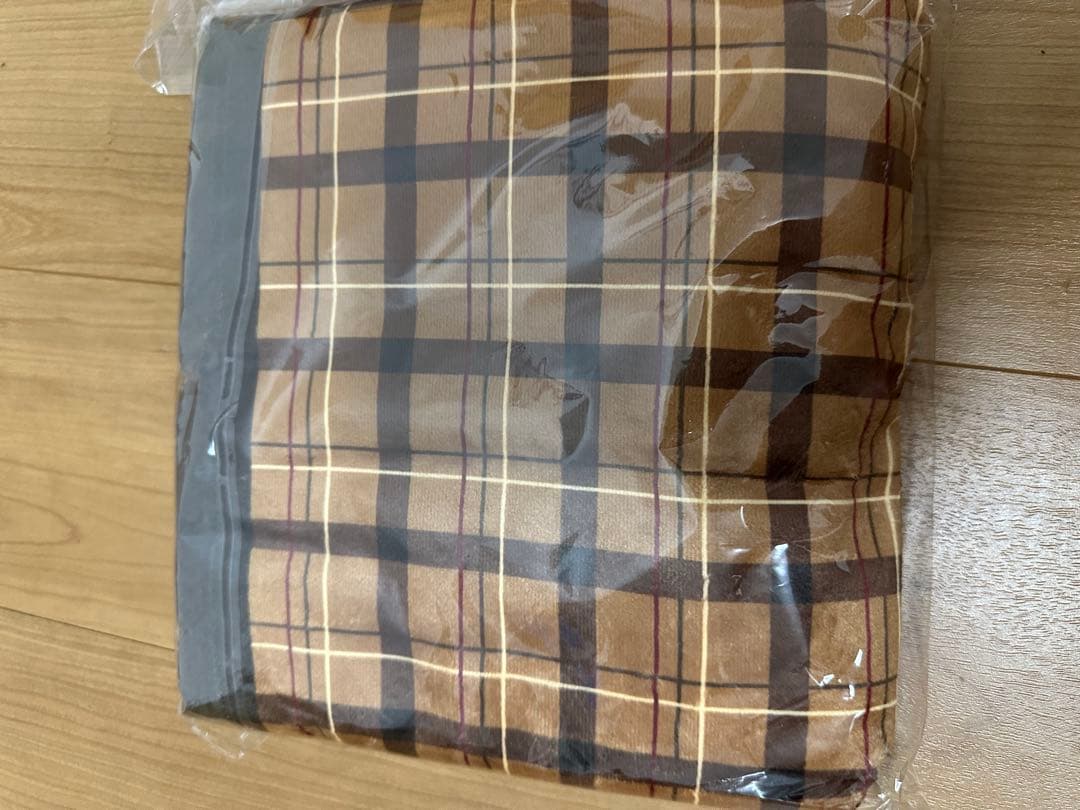 高橋李依　りえ高祭 2025 キャスケット とブランケット