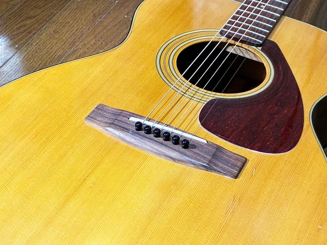 ひ*き様 ★　赤ラベル並みに鳴ります！綺麗な音色!ビンテージ　ヤマハFG130