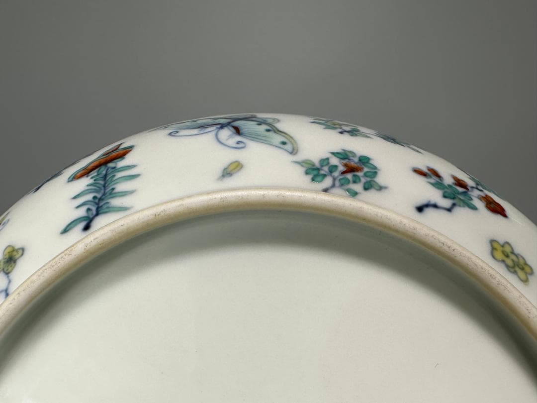 大清雍正年製　款　斗彩　豆彩　胡蝶花卉文　皿　盤　唐物