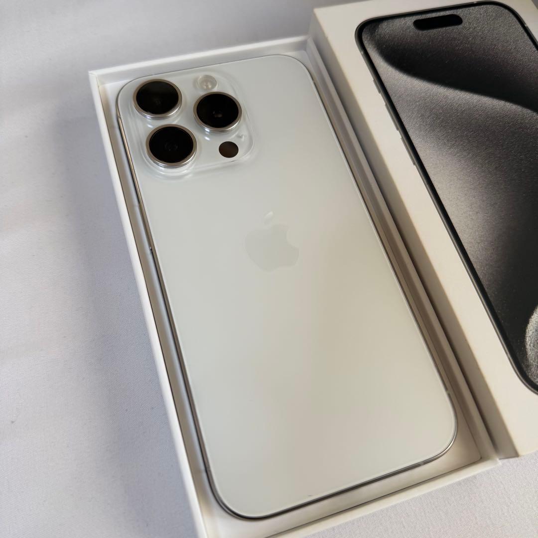 【美品】iPhone 15 Pro 512GB 本体