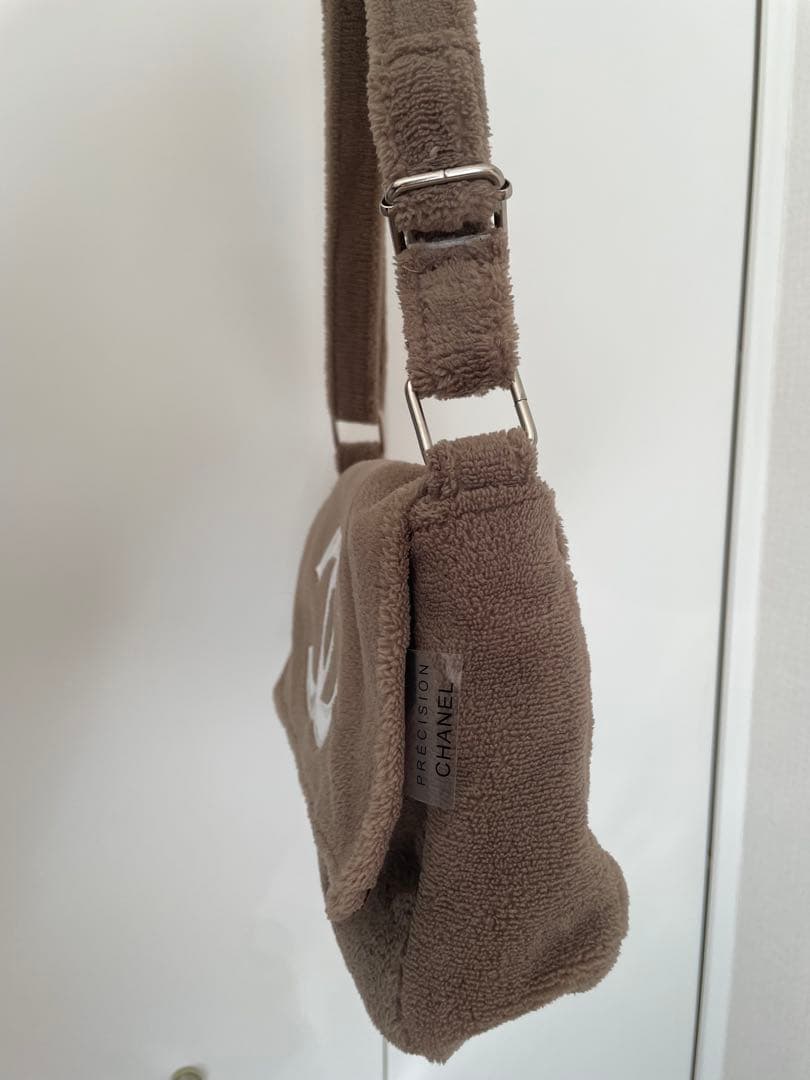 CHANEL ブラウン フリース ショルダーバッグ