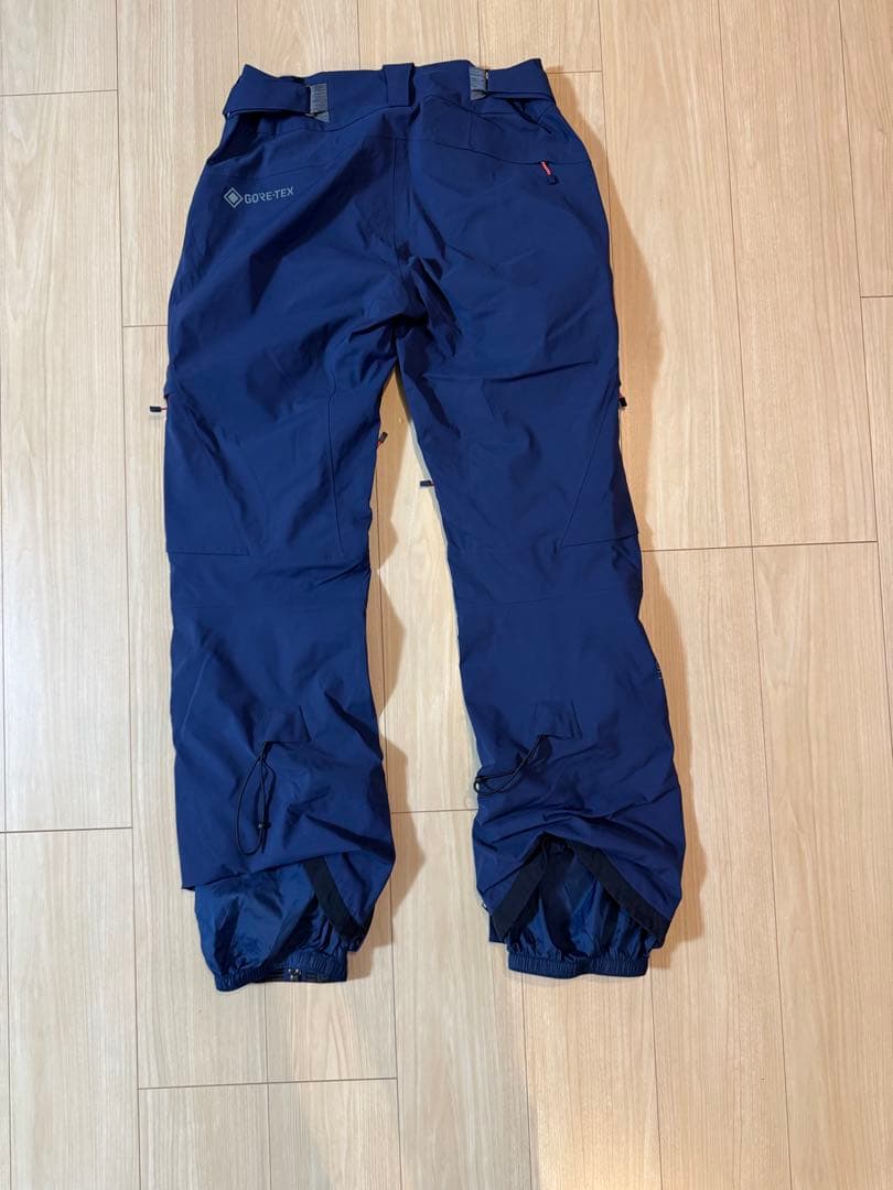 Burton [ak]ネイビースノーボードパンツ GORE-TEX ウィメンズＭ