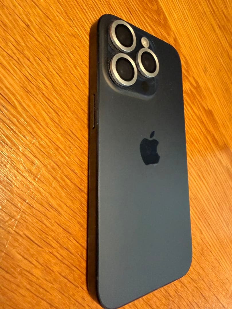 Apple iPhone 15 Pro 512GB casetifyケース付き