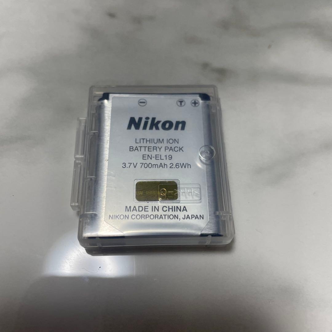 Nikon デジタルカメラ　COOLPIX S3100 動作確認済　バッテリー付