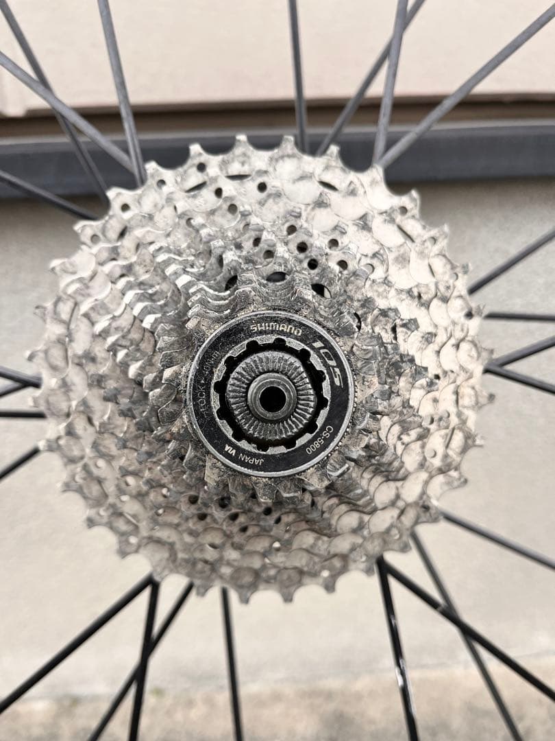 TREK ロードバイク　Shimano 105 DOMANE2.3 トレック